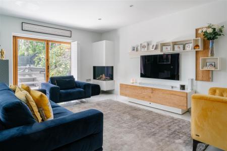 Living Room.jpg