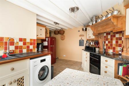 Kitchen.jpg