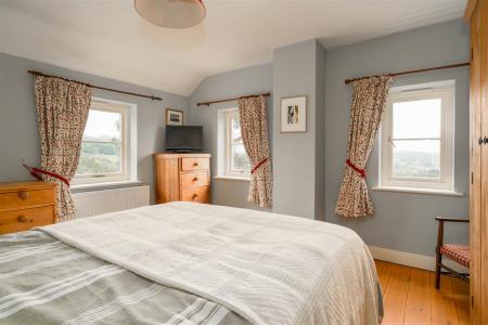 Bedroom2-4.jpg