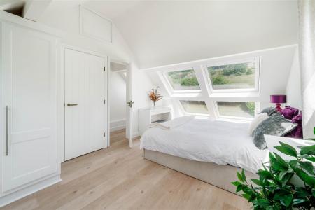 Bedroom4.jpg