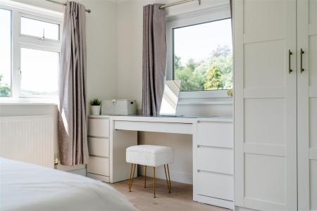Bedroom1-5.jpg