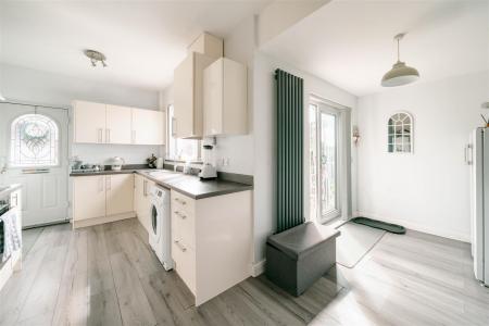 Kitchen-2.jpg