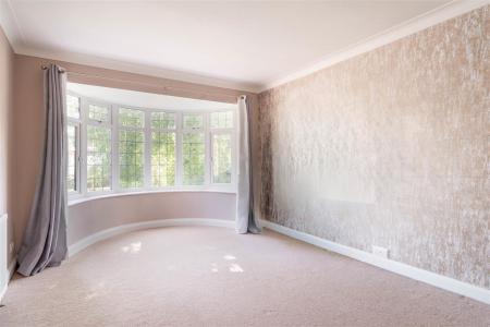 Living Room.jpg