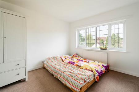 Bedroom1.jpg