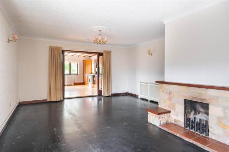 Living Room.jpg