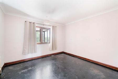 Bedroom1-2.jpg