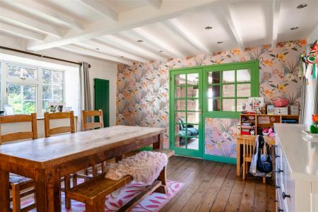 Dining Room.jpg