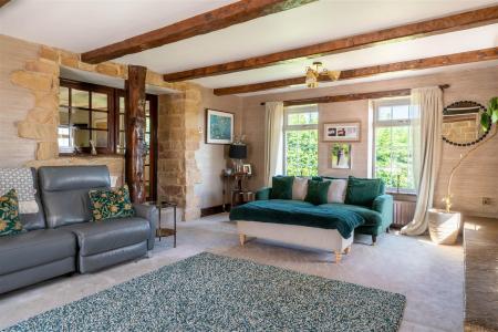Living Room-3.jpg