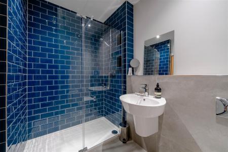 Utlity - Shower Room-2.jpg