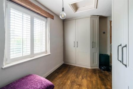 Bedroom1-2.jpg