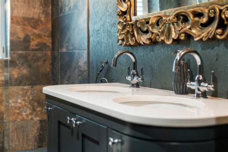 Bathroom-3.jpg