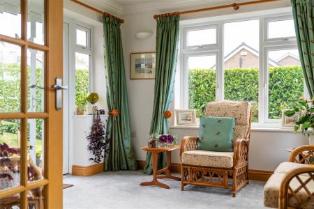Sun room-3.jpg