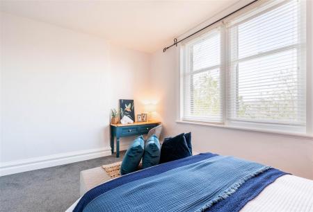 Bedroom1-3.jpg