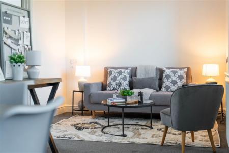 Living Room-7.jpg