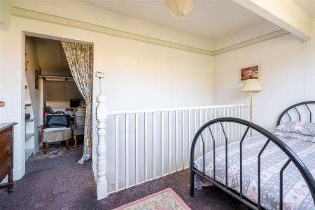 Attic Bedroom-4.jpg