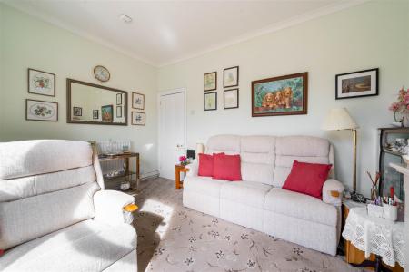 Living Room-3.jpg