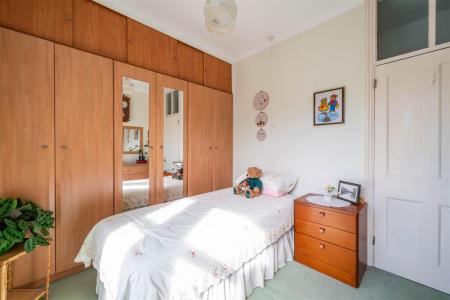 Bedroom2-3.jpg