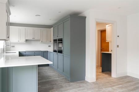 Kitchen-5.jpg