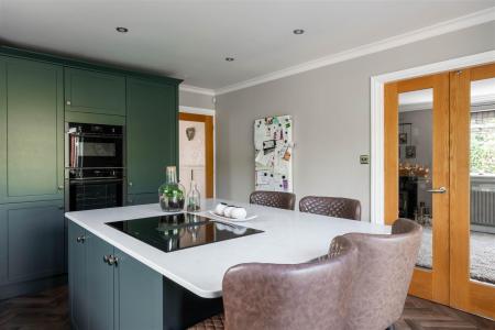 Kitchen-4.jpg