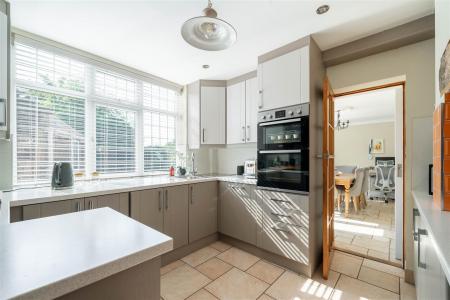 Kitchen-2.jpg