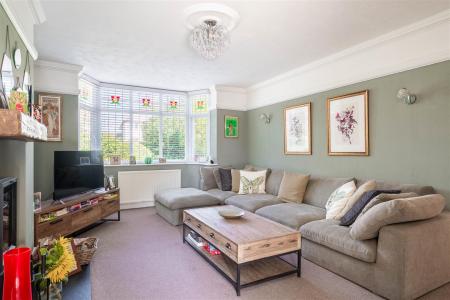 Living Room.jpg