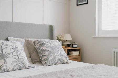 Bedroom2-5.jpg