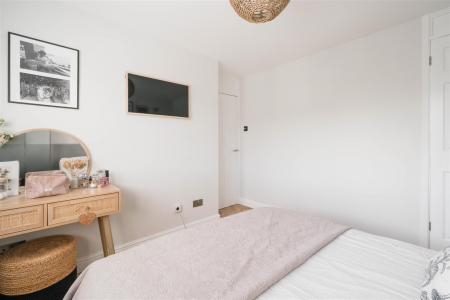Bedroom2-3.jpg