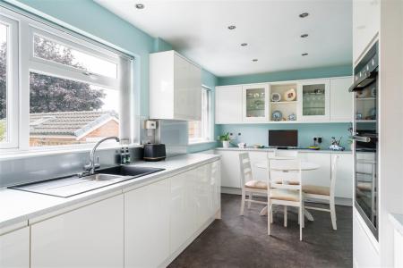Kitchen-3.jpg