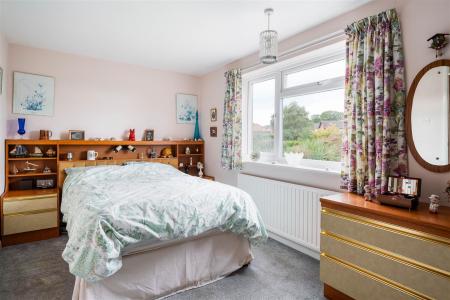 Bedroom1.jpg