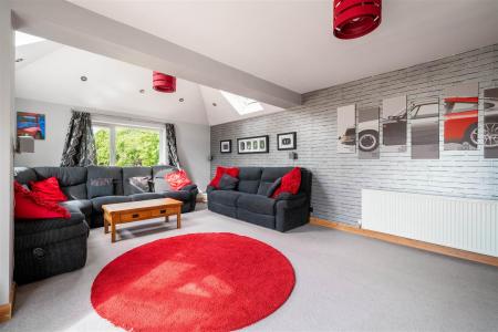 Living Room.jpg