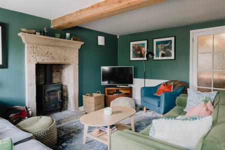 Living Room.jpg