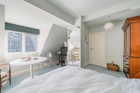 Bedroom3-2.jpg