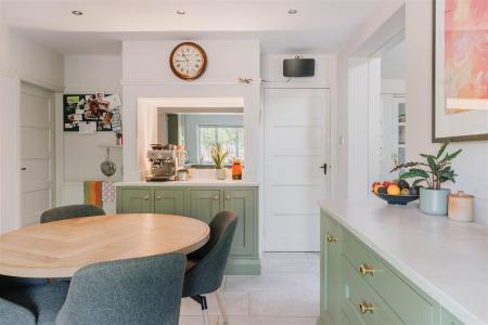 Kitchen-2.jpg