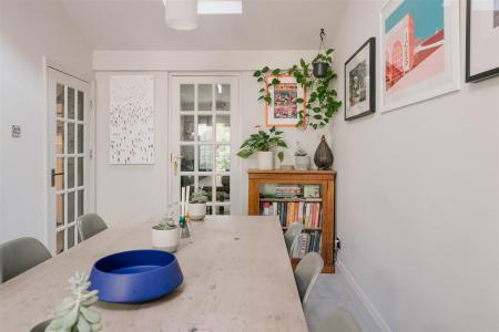Dining Room-3.jpg