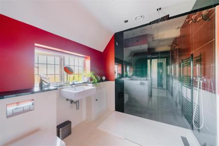Bathroom2-2.jpg