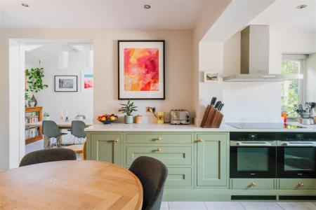 Kitchen-5.jpg