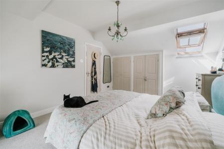 Bedroom2-3.jpg