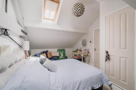 Bedroom3-2.jpg