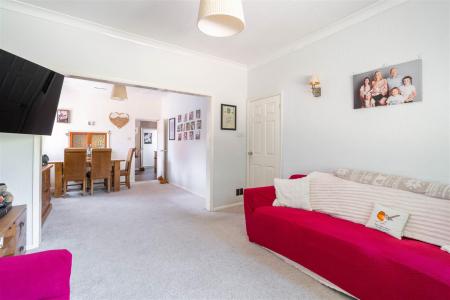 Living Room - Diner-2.jpg