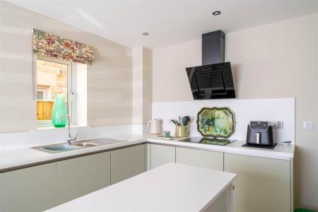 Kitchen-3.jpg