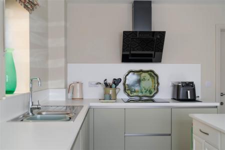 Kitchen-9.jpg