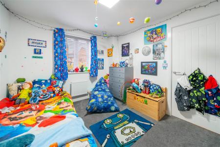 Bedroom2-2.jpg