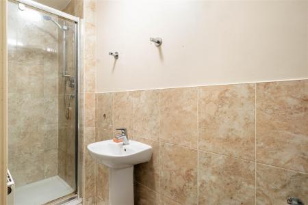 DS Shower Room.jpg