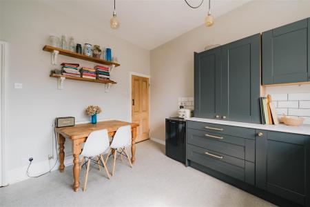 Kitchen-3.jpg