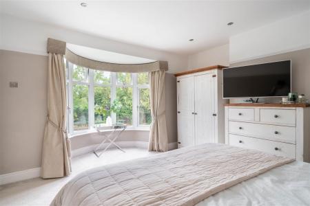 bedroom3-2.jpg