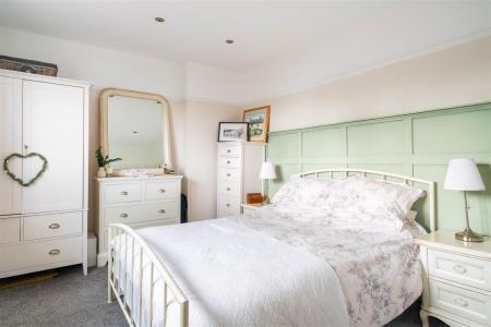 bedroom5-2.jpg