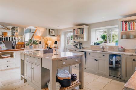 Kitchen.jpg