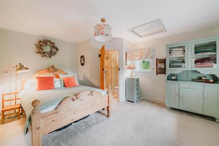 Bedroom4.jpg