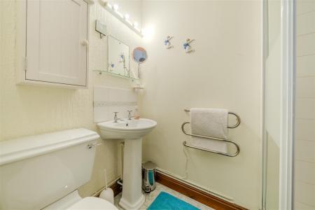 Bedroom 2-4.jpg