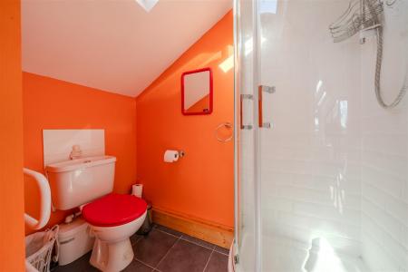 Bedroom 3-4.jpg
